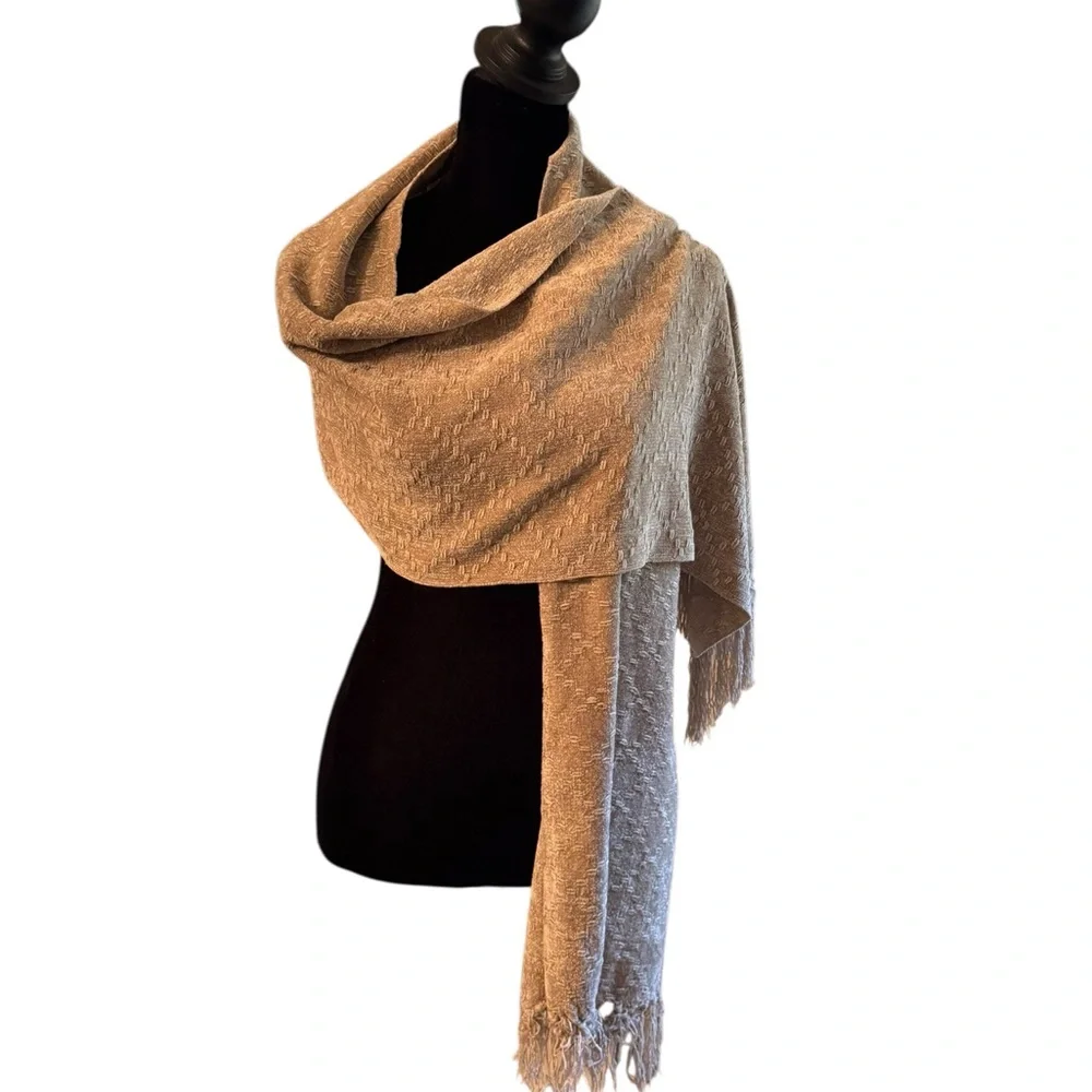 Elegant Tan Women's Scarf‎